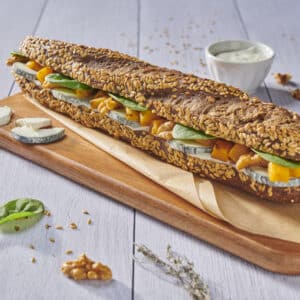 COMPO-CARRE-SANDWICH-NORDIQUE-CHEVRE-NOIX-BUTTERNUT